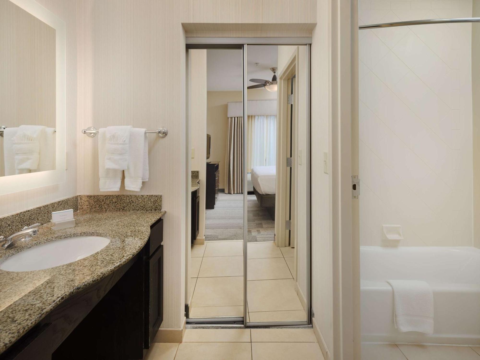Homewood Suites By Hilton Atlanta Nw/Kennesaw-Town Center Extérieur photo